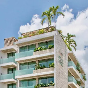 Newport House Playa Boutique Mexiko